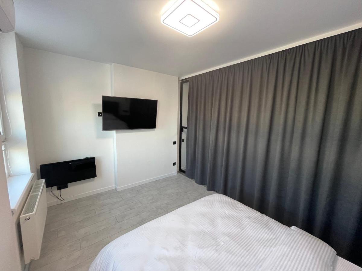 Olympic Park Apartment Kiev Buitenkant foto